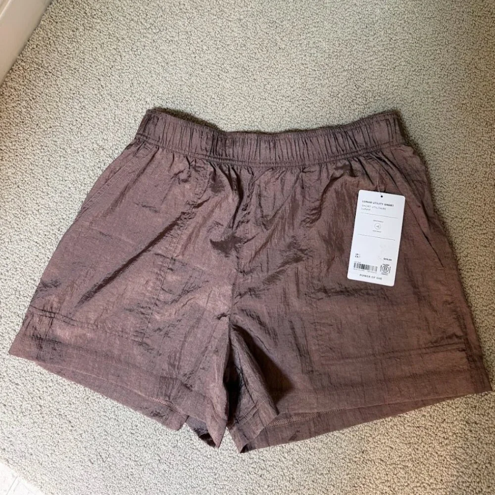 Athleta Lunar Utility Short Brown/gold Size small - Picture 3 of 3